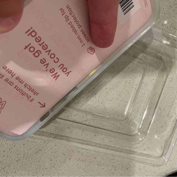 NIB Velvet Caviar White Opal iPhone 12/ 12Pro Case - Picture 11 of 15